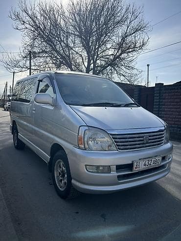 Toyota Regius: 2002 г., 2.7 л, Автомат, Газ, Минивэн at lalafo.kg Toyota Regius: 2002 г., 2.7 л, Автомат, Газ, Минивэн