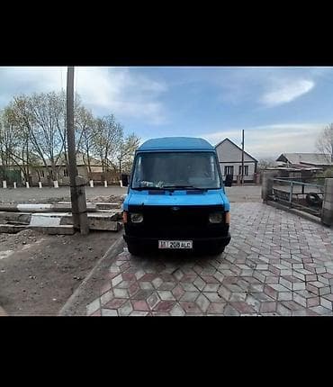 кио бонго: Легкий грузовик, Mercedes-Benz, Стандарт, 3 т, Б/у — 5