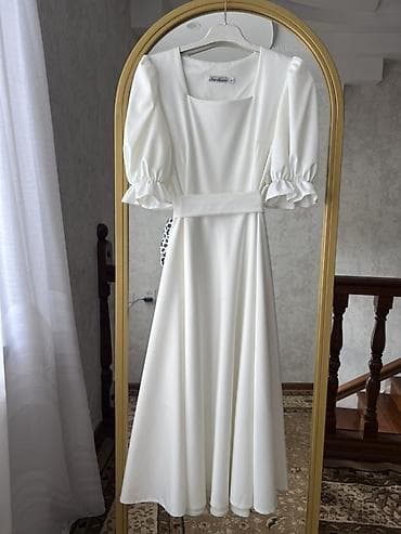 новые: Белое платье миди с поясом - Размер:42 - Цвет: молочно-белый - Длина — 2