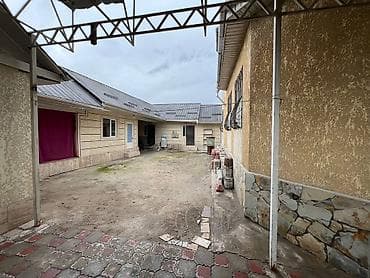 комнату с подселением аламедин 1: Продаётся дом 	•	Площадь: ~220 м² 	•	Участок: 5 соток 	•	2 этажа — 4
