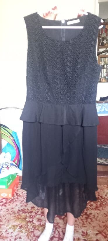 платья на прокат больших размеров: Вечернее платье, Коктейльное, Без рукавов, Шлейф, M — 4