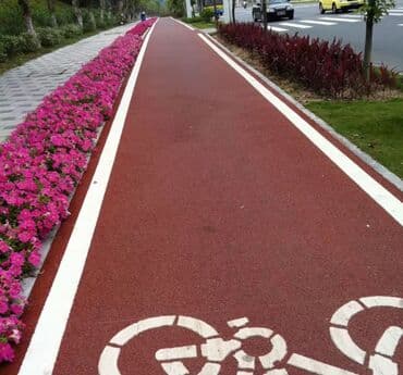 спортивные костюмы для тренировки: Универсальное резиновое покрытие для создания спортивных площадок — 3