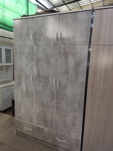 купить шифоньер недорого: Шкафы новые Новый шифонер Трехдверные - 13500 Ширина 1.30 Высота 2.15 — 21