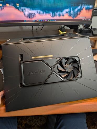 системы охлаждения 120 мм: Видеокарта, Б/у, NVidia, GeForce RTX, 12 ГБ, Для ПК — 4