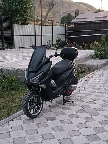 мотоцикл автомат купить: Макси-скутер 150 куб. см, Бензин, Б/у — 4