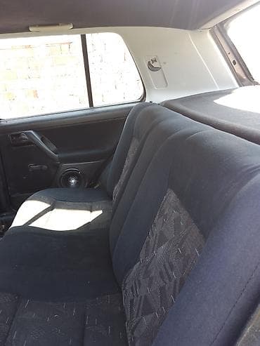 tiger auto: Volkswagen Golf: 1992 г., 1.8 л, Механика, Бензин, Хэтчбэк — 5