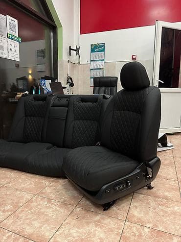 Чехолдор Булгаары, түсү - Кара, Mazda, Жаңы, Өзү алып кетүү