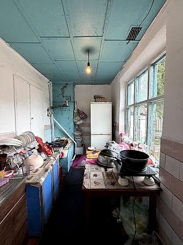 Дома: 🏡 Продается уютный дом в Сокулуке! 📍 Всего 200 метров от трассы 📐 — 8