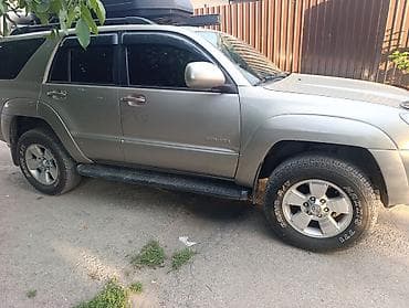 Toyota 4Runner: 2004 г., 4.7 л, Автомат, Газ, Внедорожник — 2