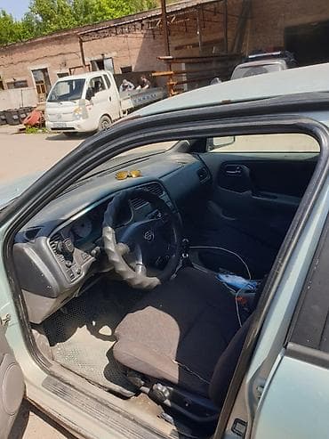 elgrand e51: Nissan Primera: 2001 г., 1.8 л, Ручные, Бензин, Седан — 6