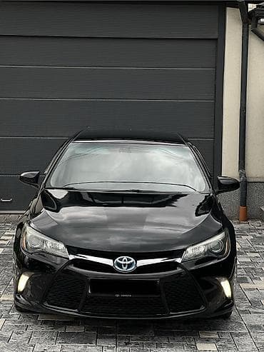Toyota Camry: 2016 г., 2.5 л, Автомат, Гибрид, Седан