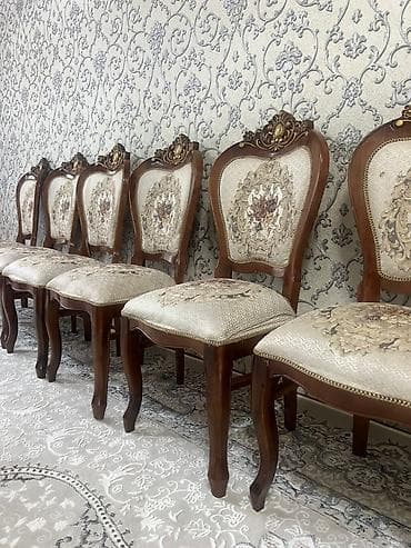 Стул для зала, Дерево