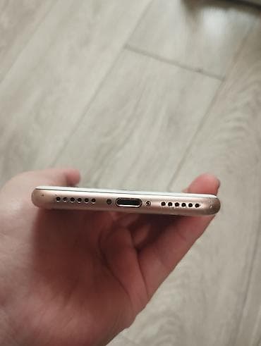 куплю стеклянные: IPhone 8, Б/у, 256 ГБ, Золотой, 100 % — 8