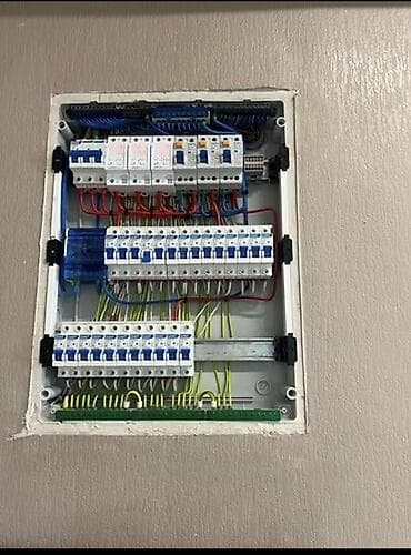 Электриктер: Электрик | Эсептегичтерди орнотуу, Кир жуугуч машиналарды орнотуу, Электр шаймандарын демонтаждоо 6 жылдан ашык тажрыйба — 6