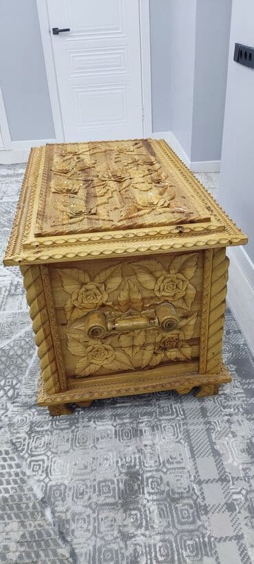 сейф старый: Сундуки — 3