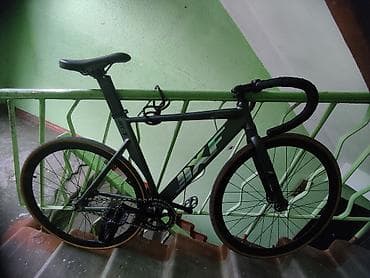 80 b4: Шоссейный велосипед, Рама M (156 - 178 см) — 1