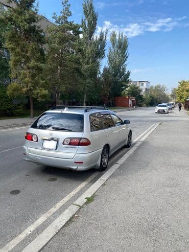 срочно продаю нужны деньги очень срочно: Toyota Caldina: 2000 г., 1.8 л, Автомат, Газ, Универсал — 3