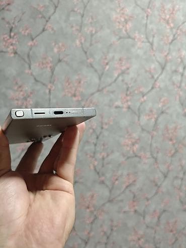 tsunami xl: Samsung Galaxy S24 Ultra, Б/у, 512 ГБ, цвет - Серый, 2 SIM — 8