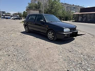 Транспорт: Volkswagen Golf: 1993 г., 1.8 л, Механика, Бензин, Хэтчбэк — 3