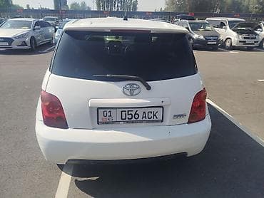 Транспорт: Toyota Ist: 2003 г., 1.3 л, Автомат, Бензин, Хэтчбэк — 3