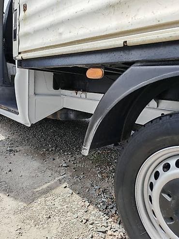 m5 e60: Легкий грузовик, Mercedes-Benz, Дубль, 2 т, Б/у — 3
