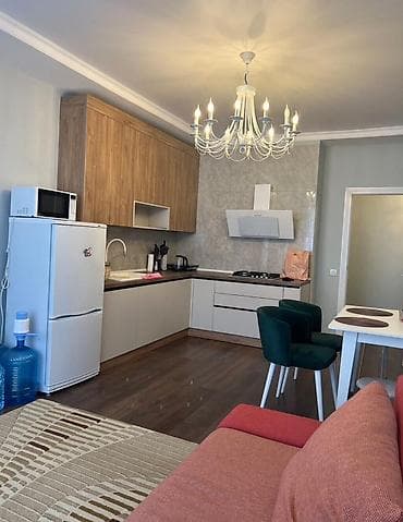 700: Сдаётся 2-комнатная квартира студия Площадь — 50 м². Сдаётся на — 1