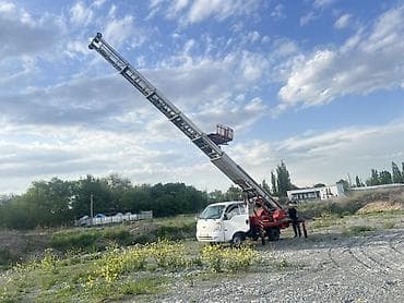 кран гусеничный: Стрела 25 м, 300 т — 4