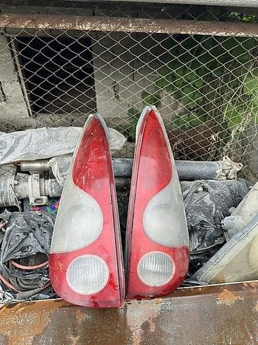 подсветка для авто: Комплект автомобильной оптики для Тойота Функарго - Пара задних — 2