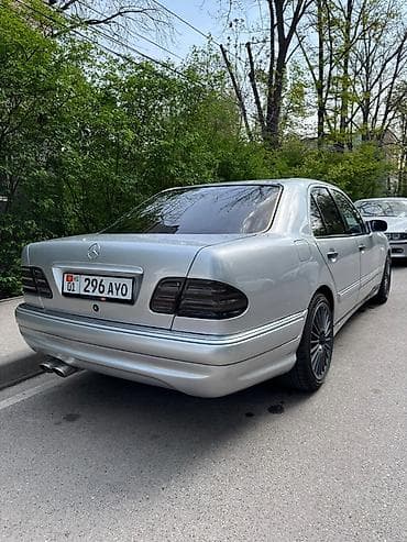 Продажа авто: Mercedes-Benz E-Class: 1998 г., 4.3 л, Автомат, Бензин, Седан — 5