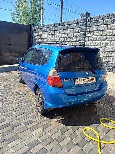 Honda Fit: 2004 г., 1.3 л, Автомат, Бензин, Хэтчбэк