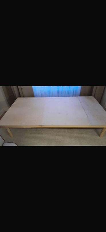 Стол сатылат размери 2/1 абалы ото жакшы