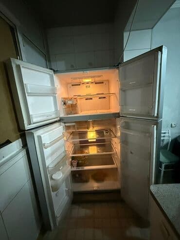 куплю холодильников: Холодильник Hitachi, Side-By-Side (двухдверный) — 1