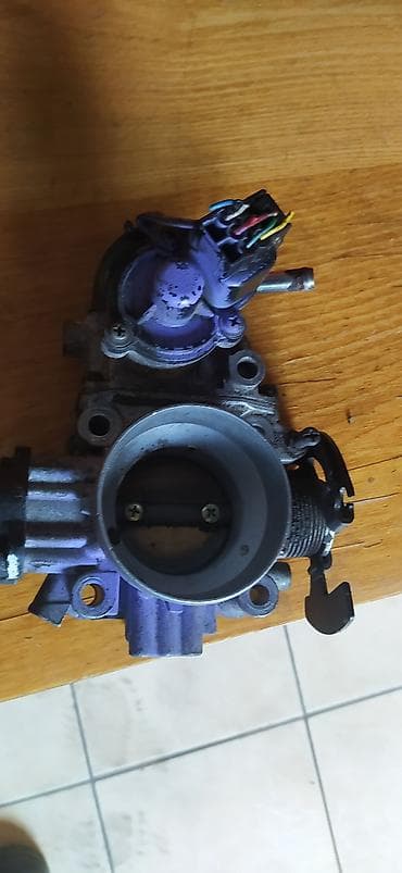 lancer: Дроссельная заслонка Mitsubishi 1998 г., Б/у, Оригинал — 1