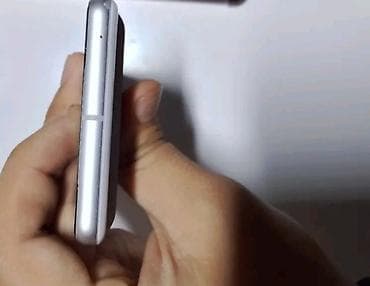 золотая часы: Google Pixel 7, цвет - Белый — 6