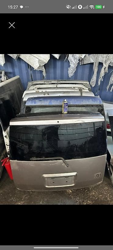 Крышка багажника Nissan