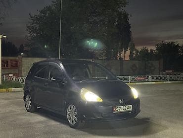 Транспорт: Honda Fit: 2006 г., 1.3 л, Автомат, Бензин, Хэтчбэк — 3