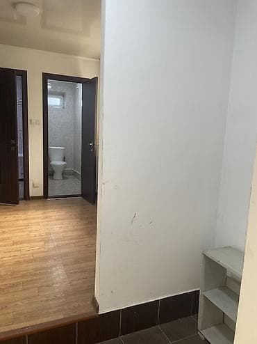 продаю дом с новопавловка жм алтын ордо: 🏡 Продается 4-комнатный дом в ж/м Алтын Ордо! 📍 Удобное расположение — 5