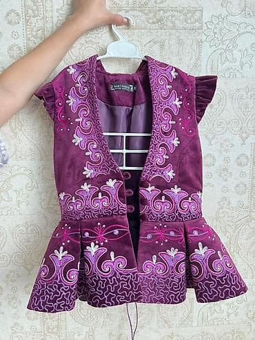 кыргызкое платье: Сдаю национальное платье Б/У (носили 2 раза) Идеально подходит на — 8