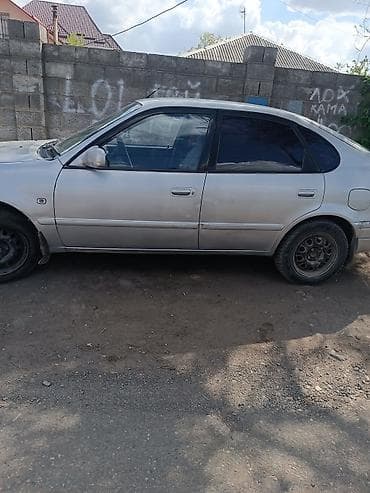 coroll: Toyota Corolla: 2001 г., 1.8 л, Автомат, Бензин, Хэтчбэк — 1