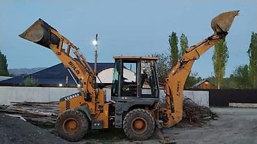 lexus rx 470: Экскаватор, 2010 г., Колесный — 3