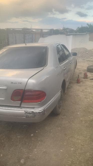 экран е34: Mercedes-Benz E-Class: 1997 г., Автомат, Бензин, Седан — 8