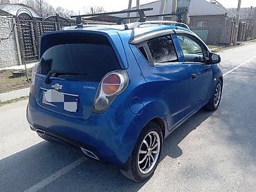 Продажа авто: Chevrolet Spark: 2011 г., 0.1 л, Автомат, Бензин, Хэтчбэк — 3