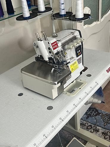 4х нитка машинка: Продаётся швейная машинка DUMA 1967X. Использовалась всего 3 месяца, в — 5