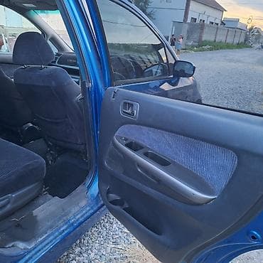 водная техника: Honda Stream: 2003 г., 2 л, Автомат, Бензин, Минивэн — 8
