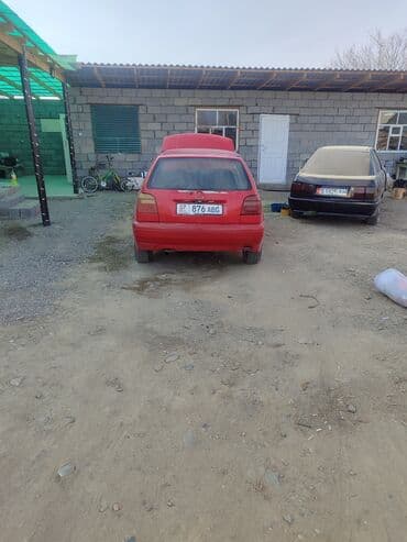 продаю связи с переездом: Volkswagen Golf: 1992 г., Хетчбек — 9
