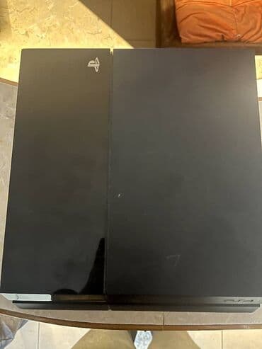 диски на пс5: Игровая консоль Sony PlayStation 4 в черном корпусе. Эта модель — 3