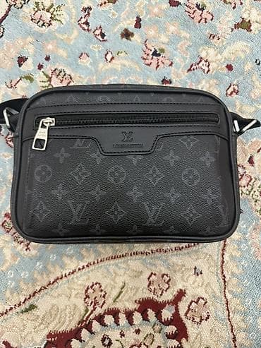 Другие сумки: Сумка через плечо Louis Vuitton, цвет графит/черный с монограммным — 1