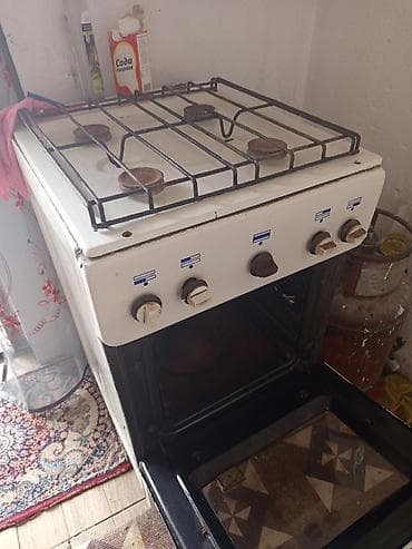 fire maple: Газовая плита с духовкой - Тип: напольная газовая плита - Конфорки: 4 — 1