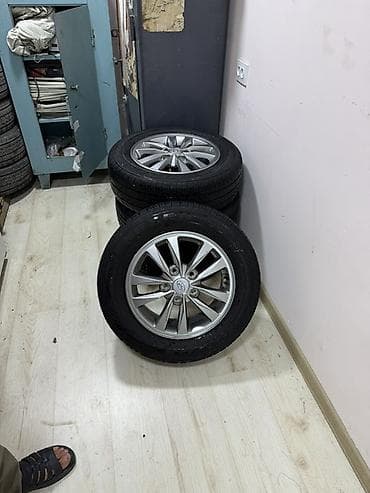 Колеса в сборе 165 / 65 / R 15, Лето, Б/у, Комплект, Легковые, Литые, отверстий - 5