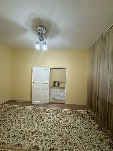 2 rooms: 80 м², Без мебели — 2
